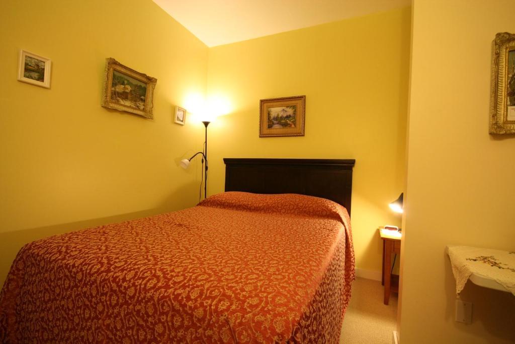 Villa Maria Country Inn Acheson Phòng bức ảnh