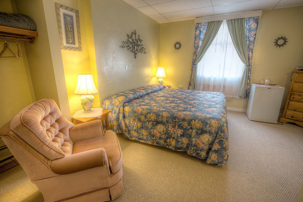 Villa Maria Country Inn Acheson Ngoại thất bức ảnh