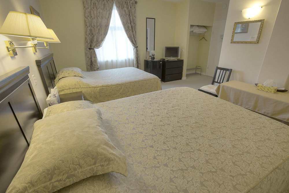 Villa Maria Country Inn Acheson Ngoại thất bức ảnh