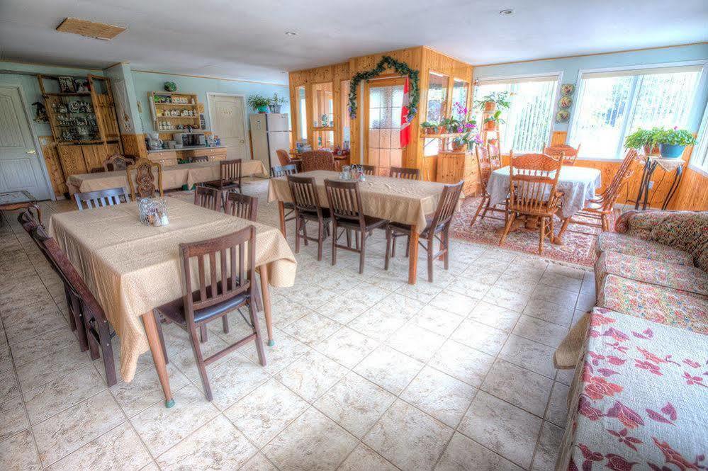 Villa Maria Country Inn Acheson Ngoại thất bức ảnh
